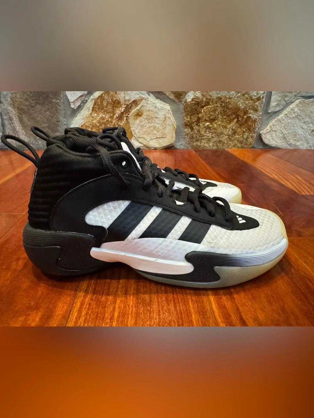Adidas Crazy IIInfinity Basketball Shoes Men’s 9 Black White Sneakers Athletic
